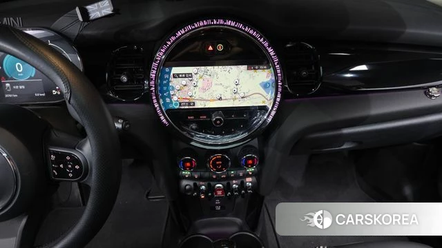 Mini Cooper 2022 Жемчужный цвет из Кореи, фото 5