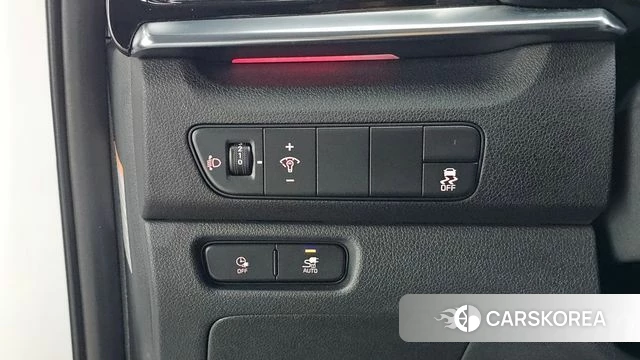 Kia Niro Plus 2022 Белый из Кореи, фото 5