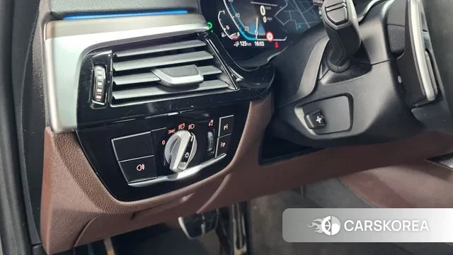 BMW 5 Series (G30) 2020 Серый из Кореи, фото 5