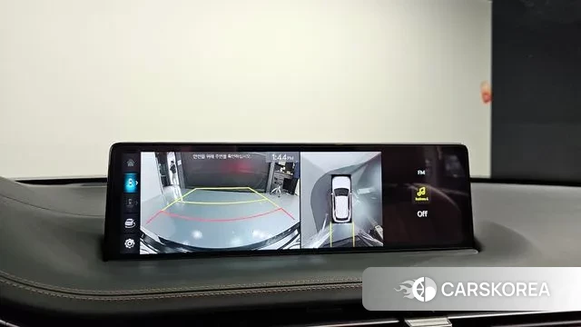 Genesis GV70 2023 Белый из Кореи, фото 5