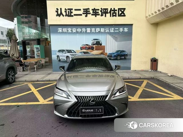 Lexus ES 2024 Серебристо-серый из Китая, фото 5
