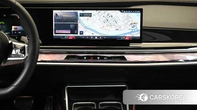 BMW 7 Series (G70) 2025 Черный из Кореи, фото 5