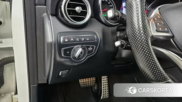 Mercedes-Benz GLC-Class X253 2019 Белый из Кореи, фото 5