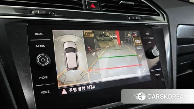 Volkswagen Tiguan second Generation 2018 Белый из Кореи, фото 5