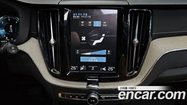 Volvo XC60 second Generation 2019 Белый из Кореи, фото 5