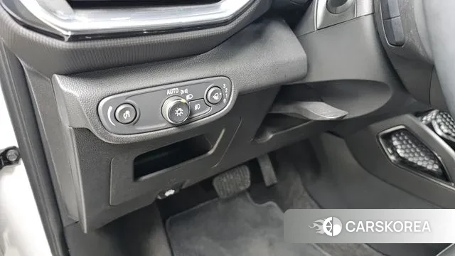 Chevrolet (GM Daewoo) Trailblazer 2021 Белый из Кореи, фото 5