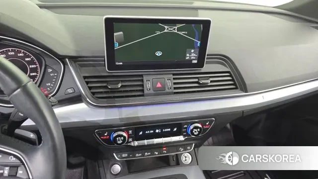 Audi Q5 (FY) 2020 Белый из Кореи, фото 5