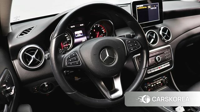Mercedes-Benz GLA-Class X156 2018 Белый из Кореи, фото 5