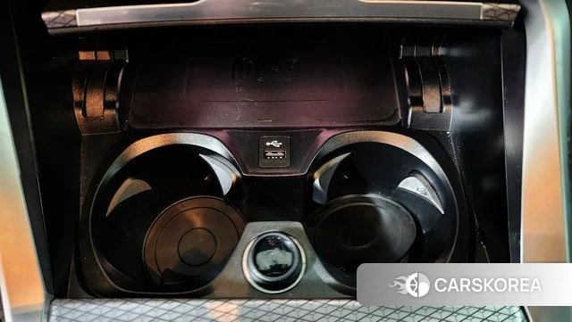BMW 4 Series (G22) 2025 Серебристо-серый из Кореи, фото 5