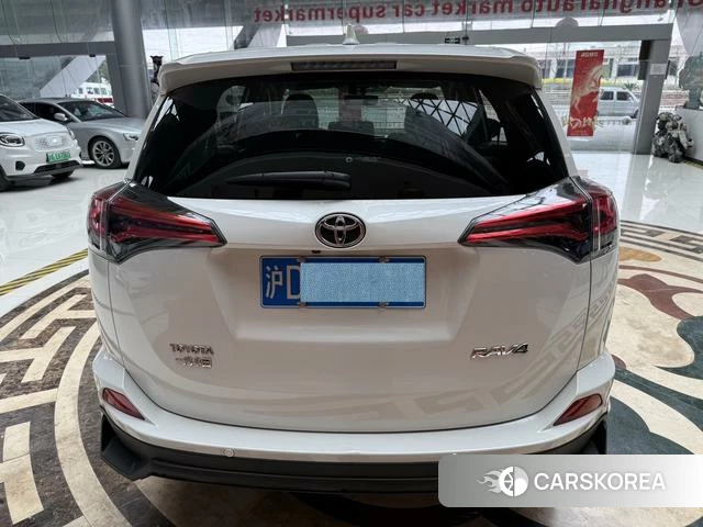 Toyota RAV4 Rongfang 2018 Белый из Китая, фото 5