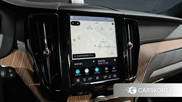 Volvo XC60 second Generation 2023 Черный из Кореи, фото 5