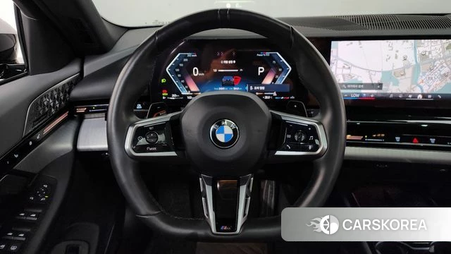 BMW 5 Series (G60) 2024 Серый из Кореи, фото 5