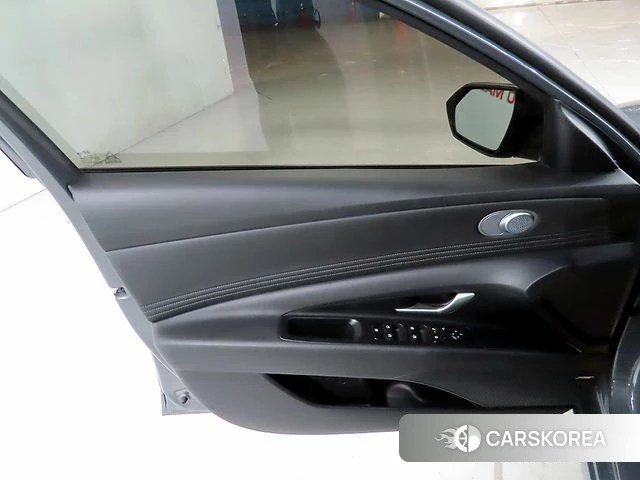 Hyundai The New Avante (CN7) 2024 Серый из Кореи, фото 5