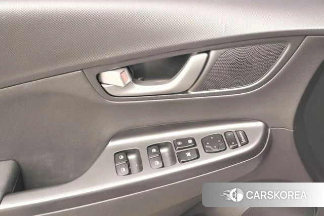 Hyundai Kona 2018 Белый из Кореи, фото 5