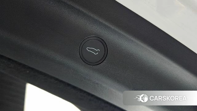Tesla Model Y 2023 Белый из Кореи, фото 5