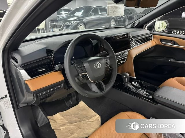 Toyota Camry (XV80) 2026 Белый из Кореи, фото 5