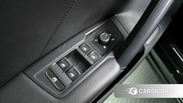 Volkswagen Tiguan second Generation 2020 Серый из Кореи, фото 5