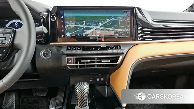 Toyota Camry (XV80) 2025 Белый из Кореи, фото 5