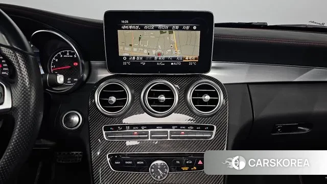 Mercedes-Benz C-Class W205 2018 Белый из Кореи, фото 5