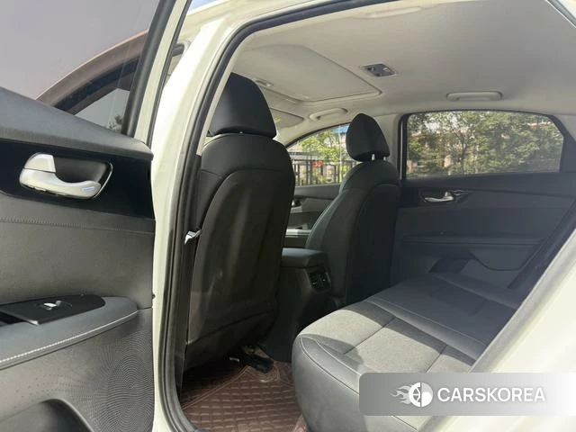 Kia K3 2021 Белый из Китая, фото 5