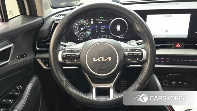 Kia Sportage 5th Generation 2023 Белый из Кореи, фото 5
