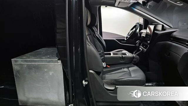 Hyundai Staria 2025 Черный из Кореи, фото 5