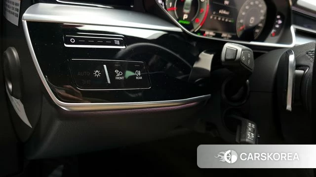 Audi A8 (D5) 2021 Черный из Кореи, фото 5