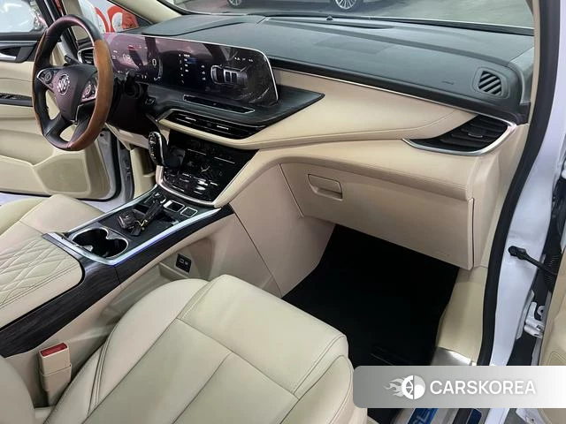 Buick GL8 2023 Белый из Китая, фото 5