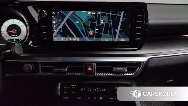 Kia K5 3rd generation 2022 Черный из Кореи, фото 5