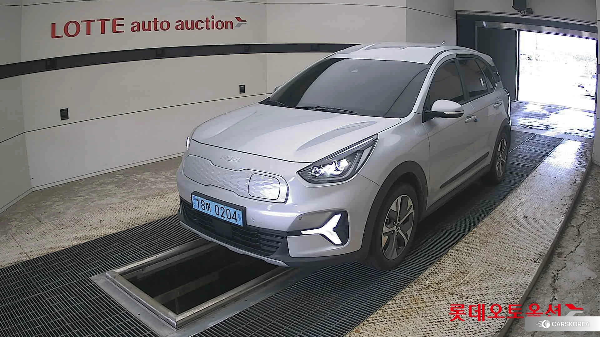 Kia Niro Plus 2023 Sparkling Silver из Кореи, фото 5