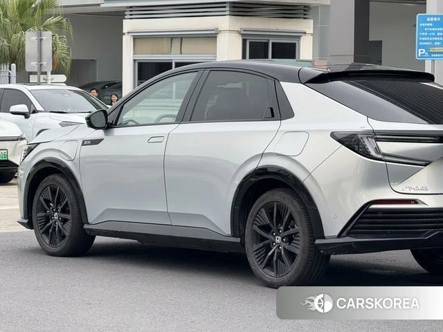 Honda e: NP2 Pole Pai 2 2025 Серебристо-серый из Китая, фото 5