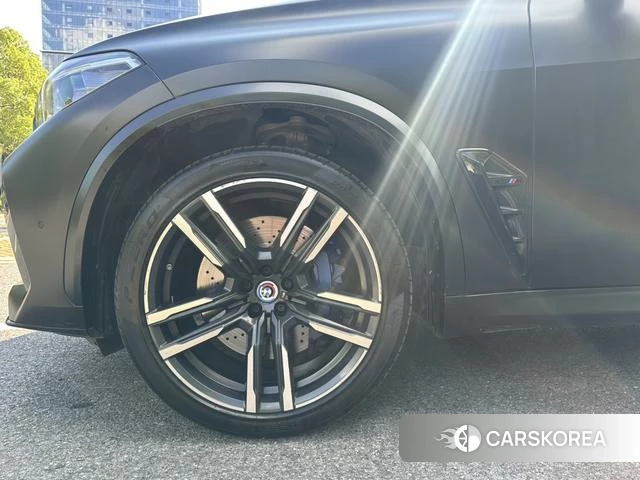 BMW X5 M 2022 Черный из Китая, фото 5