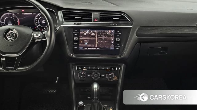 Volkswagen Tiguan Allspace 2018 Белый из Кореи, фото 5