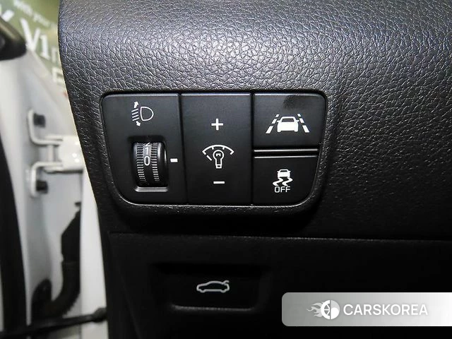 Kia K5 3rd generation 2020 Белый из Кореи, фото 5