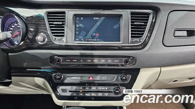 Kia The New Carnival id 2435137 из Кореи 5