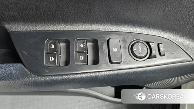 Kia Stonic 2019 Белый из Кореи, фото 5