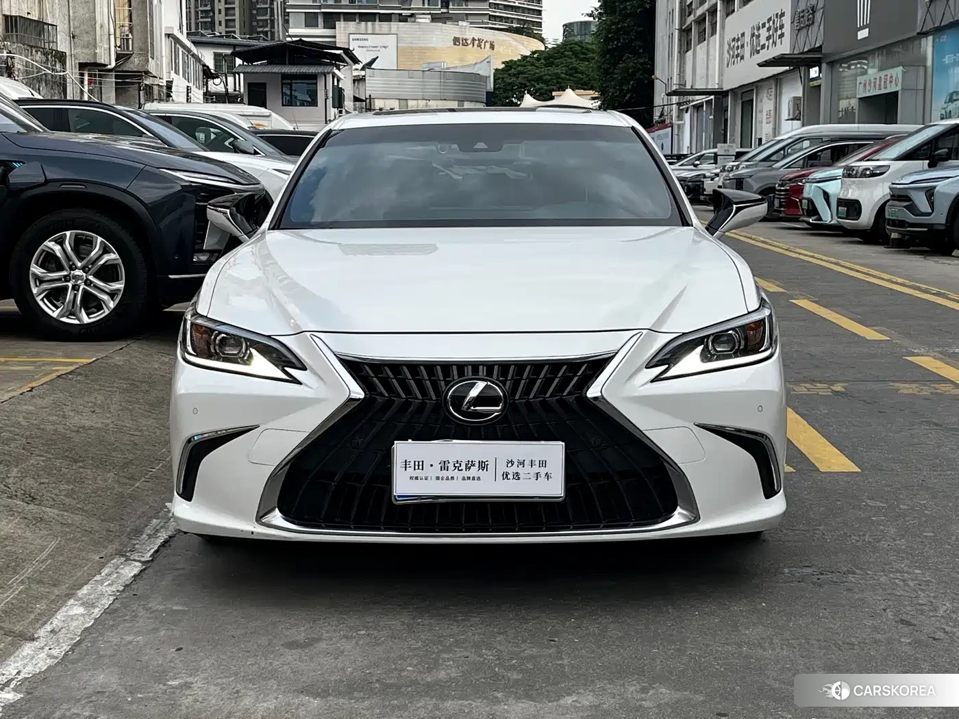 Lexus ES 2023 Белый из Китая, фото 5