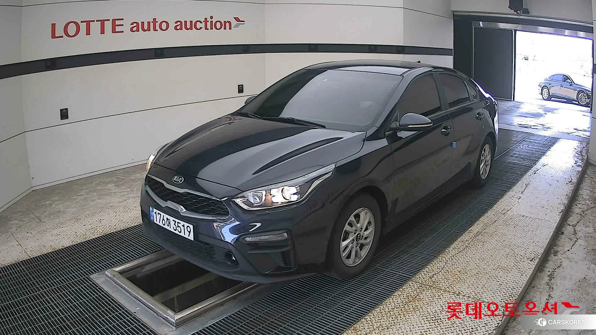 Kia K3 2021 Gravity Blue из Кореи, фото 5