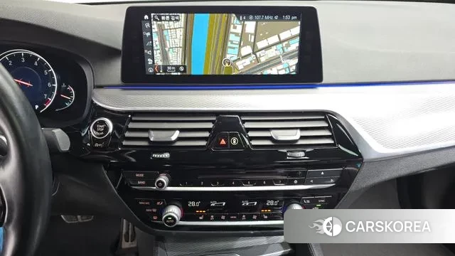 BMW 5 Series (G30) 2018 Черный из Кореи, фото 5