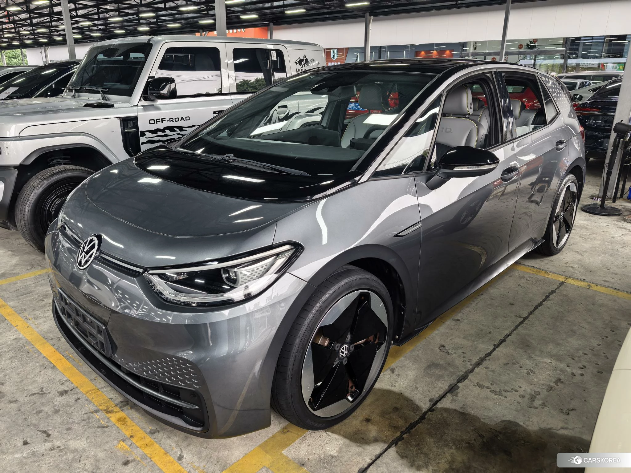 Volkswagen ID.3 2021 Темно-серый из Китая, фото 5