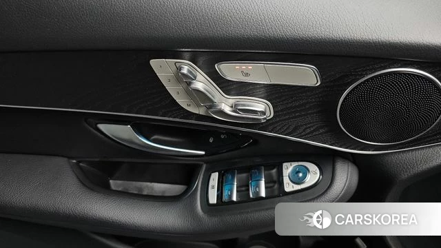 Mercedes-Benz GLC-Class X253 2019 Белый из Кореи, фото 5