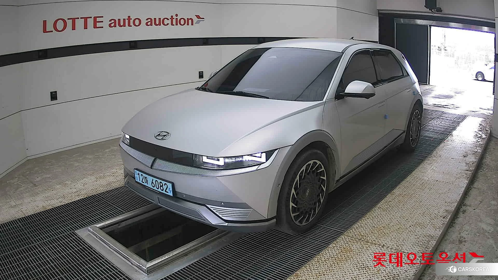 Hyundai IONIQ 5 2022 Gravity Gold Mat из Кореи, фото 5