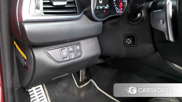 Genesis G70 2018 Красный из Кореи, фото 5