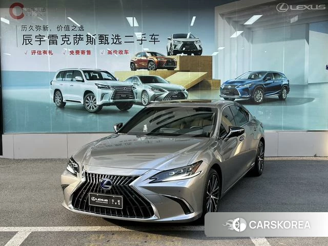 Lexus ES 2022 Серебристо-серый из Китая, фото 5