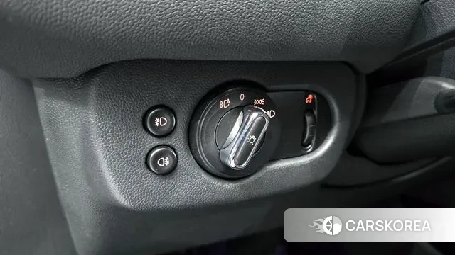 Mini Cooper D Clubman 2020 Белый из Кореи, фото 5