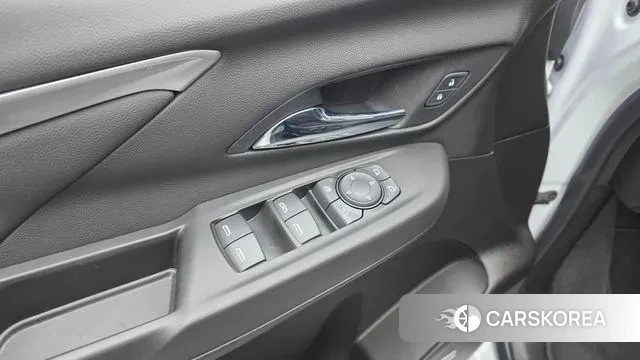 Chevrolet (GM Daewoo) New Bolt EV 2022 Белый из Кореи, фото 5