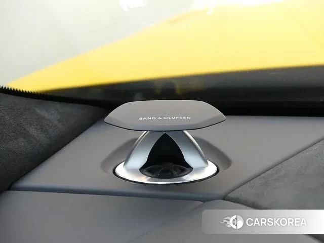 Lamborghini Urus 2022 Желтый из Кореи, фото 5