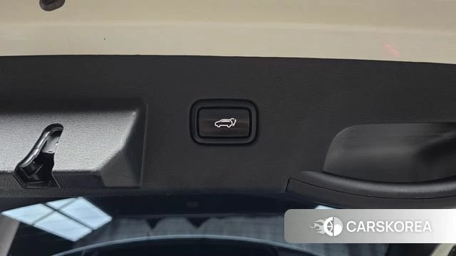 Kia Sportage 5th Generation Hybrid 2023 Белый из Кореи, фото 5
