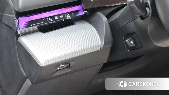 BMW 5 Series (G60) 2025 Синий из Кореи, фото 5