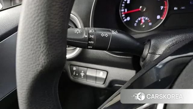 Kia The New K3 2nd generation 2021 Белый из Кореи, фото 5